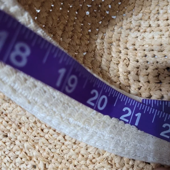 100% straw vintage hat